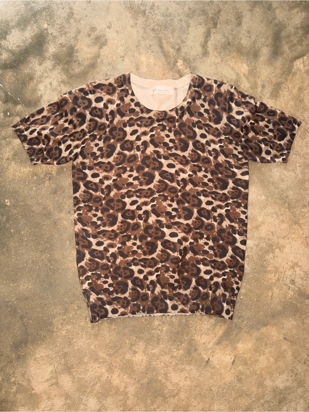 Philosophy Leopard Print Short Sleeve Sweater Knit Top Medium Animal Print
